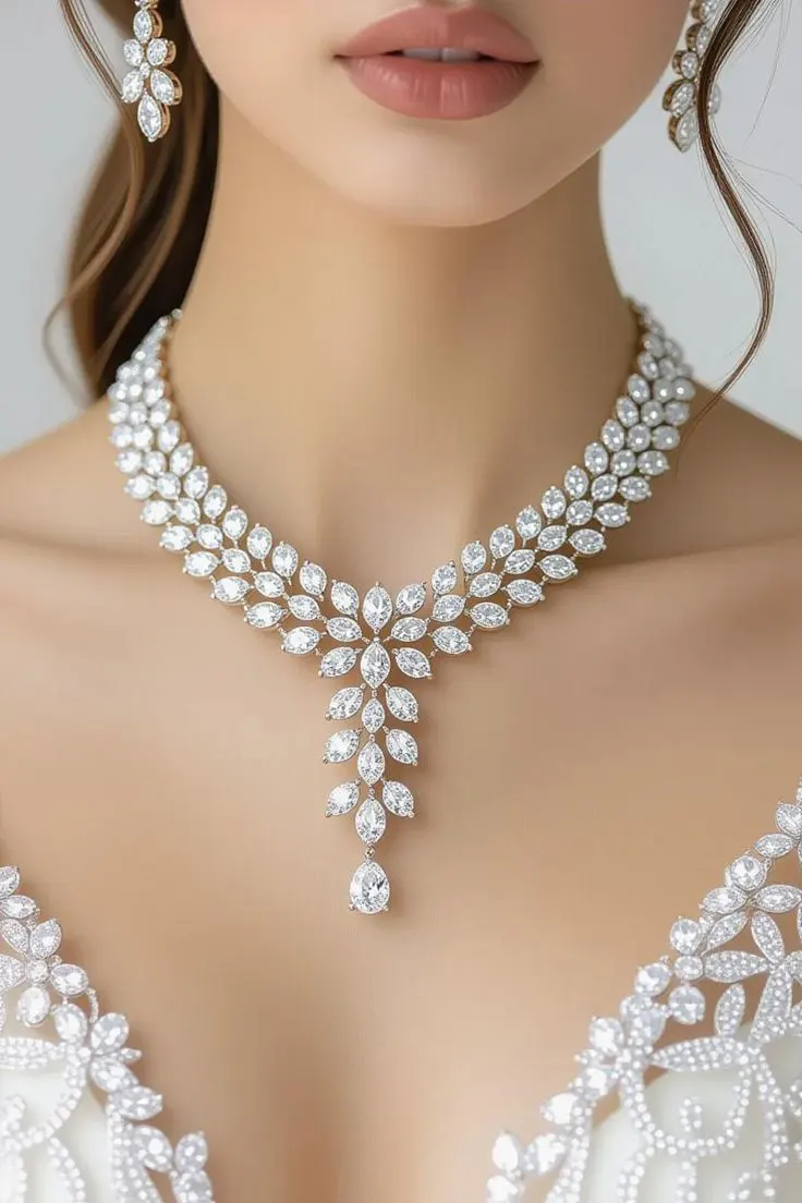aadinatham-luxury-bridal-leaf-necklace-set Aadinatham Luxury Bridal Leaf Design Necklace Set with Earrings - Image 1