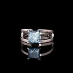 Princess Cut Blue Diamond Ring – Contemporary Split Shank Design